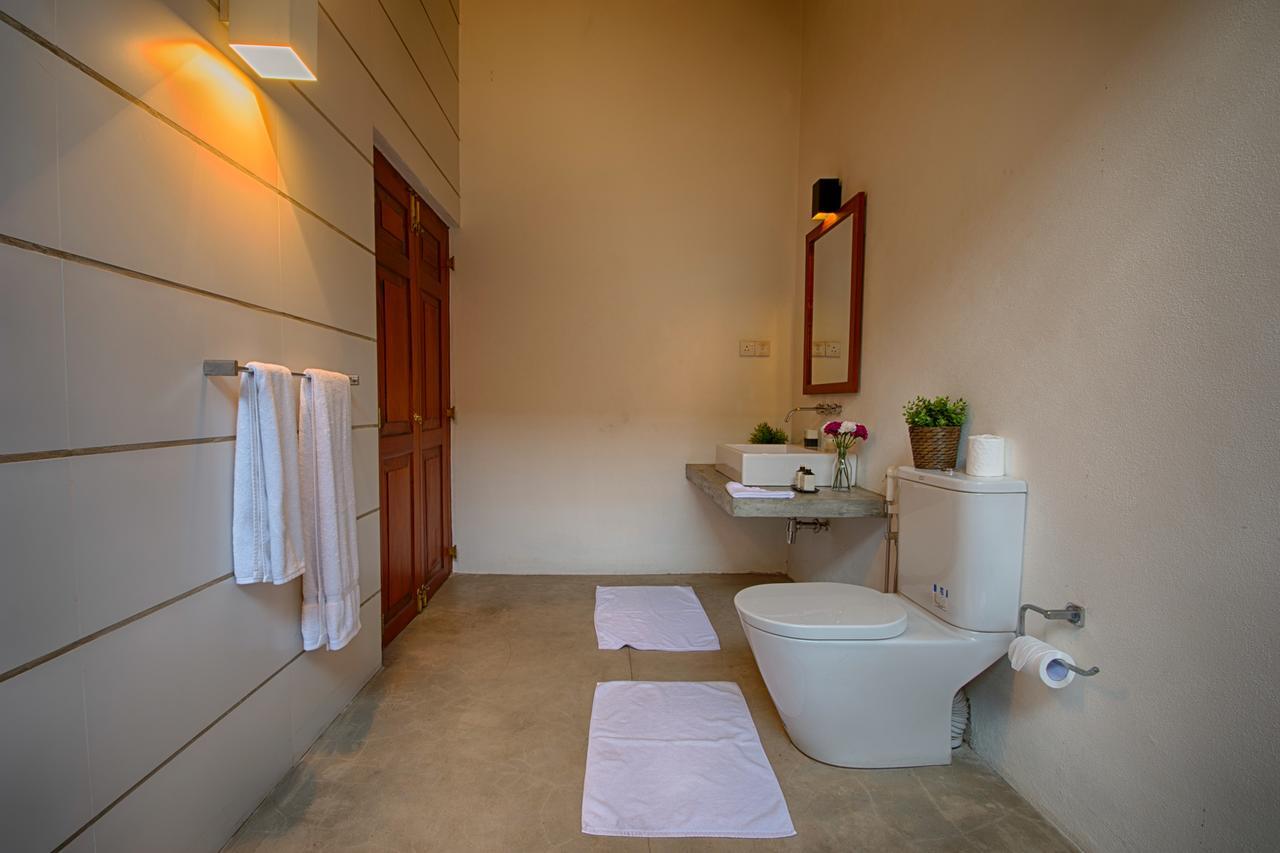 Bed and Breakfast Om Shambhala Colombo Exterior foto