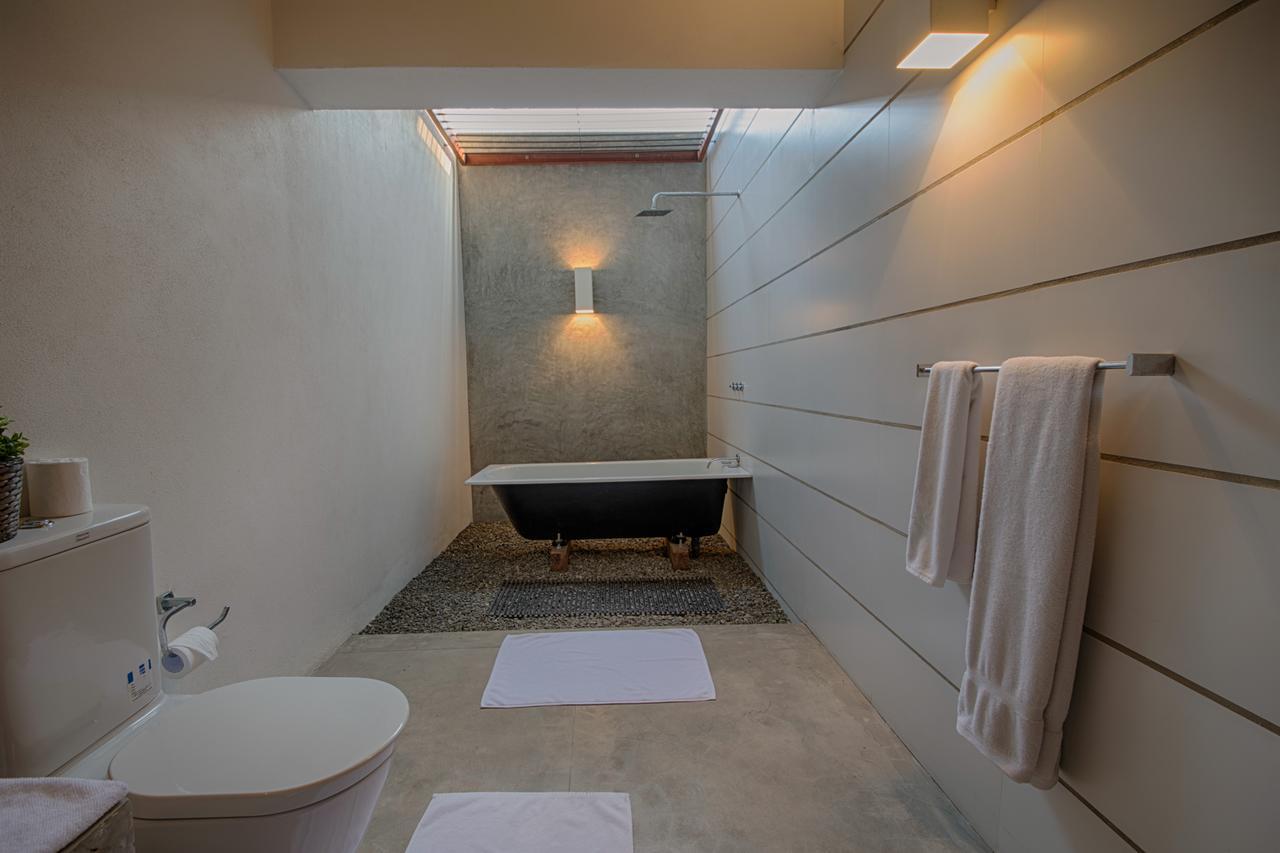 Bed and Breakfast Om Shambhala Colombo Exterior foto