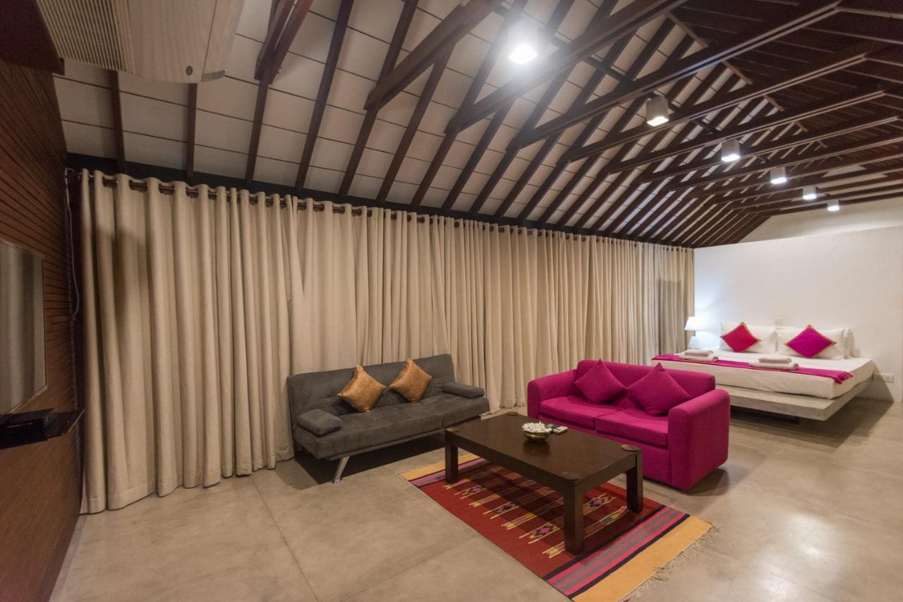 Bed and Breakfast Om Shambhala Colombo Exterior foto